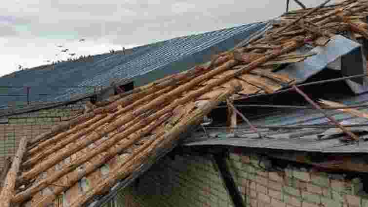 Вітер зірвав дах з притулку для літніх людей на Львівщині