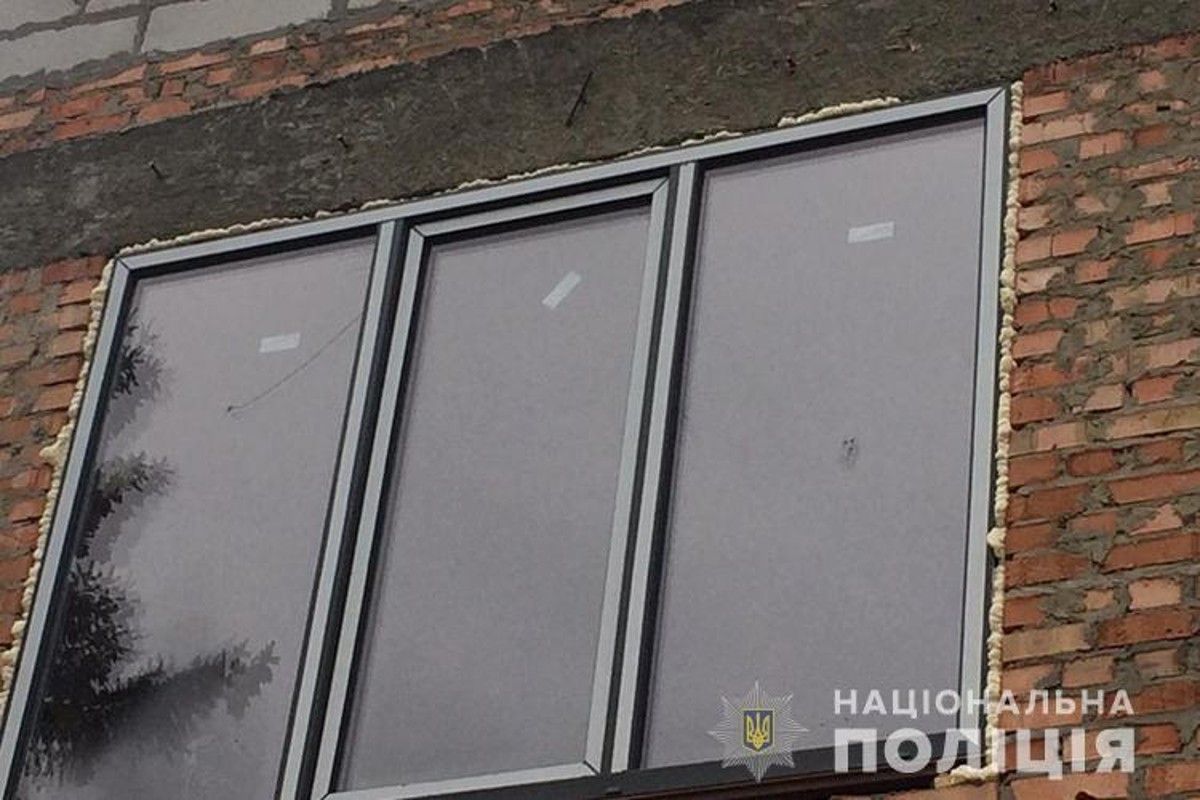 Тернопільський суд оштрафував екс-випускника за стрільбу по вікнах рідного ліцею