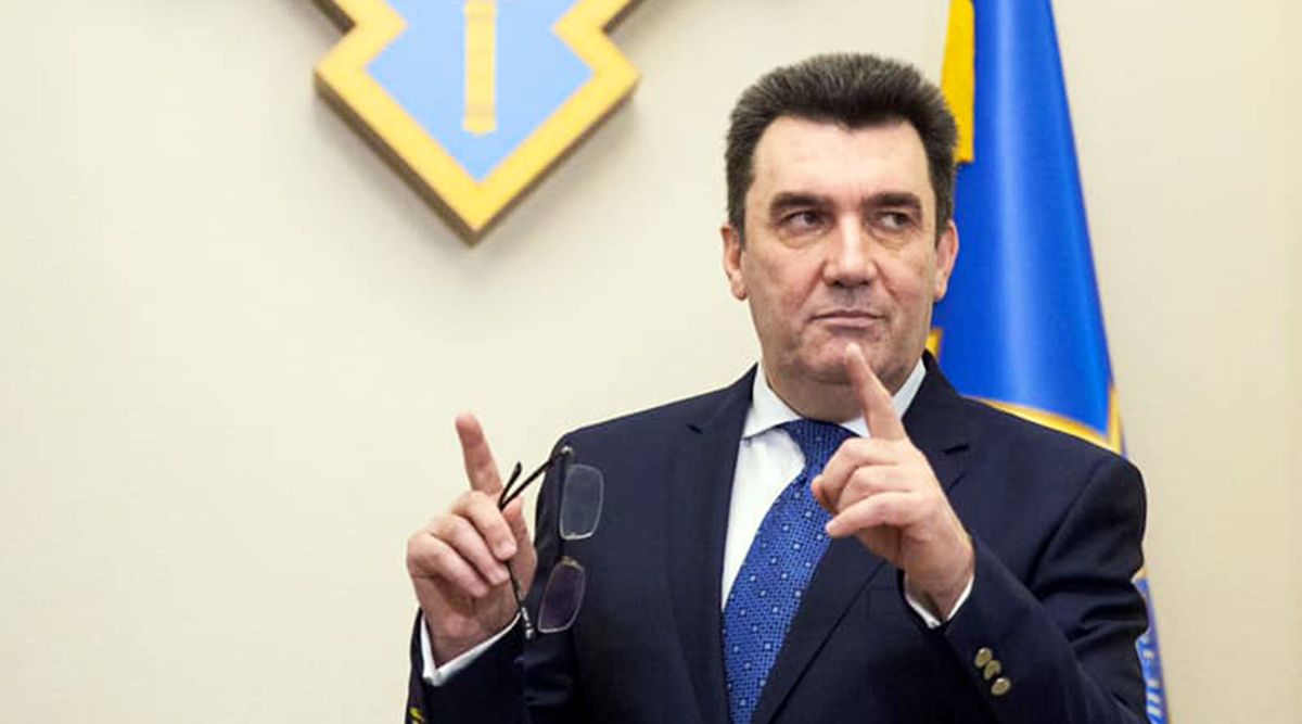 Секретар РНБО назвав пандемію коронавірусу «світовою біологічною війною»