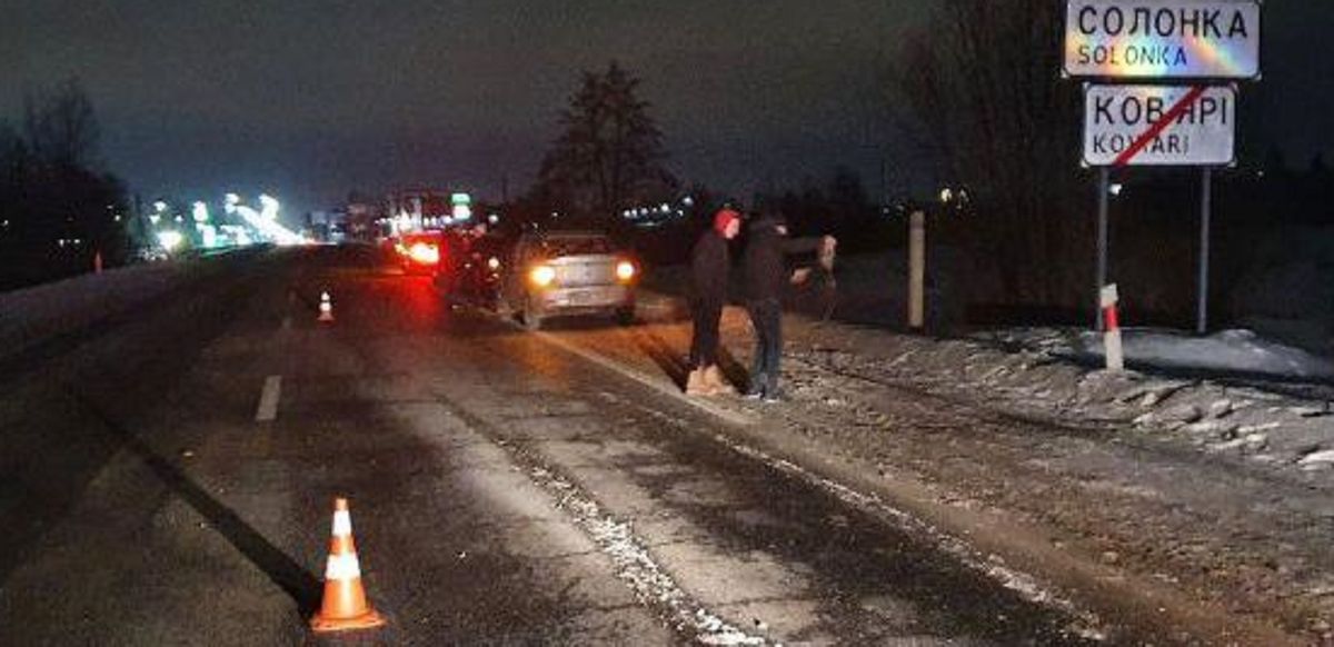 На трасі Київ-Чоп біля Львова під колесами автомобіля загинув пішохід
