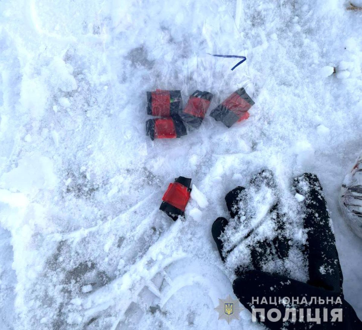 Рівненська поліція затримала на гарячому 16-річного закладчика
