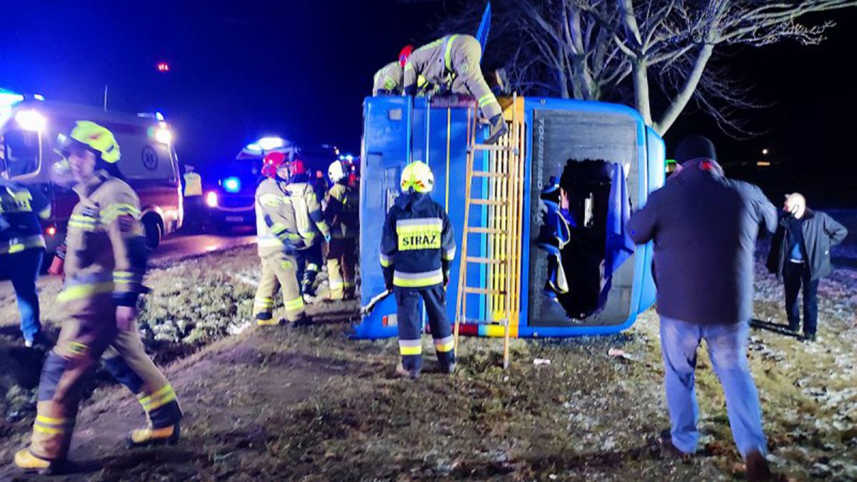 Український автобус із 27 пасажирами перекинувся біля Любліна