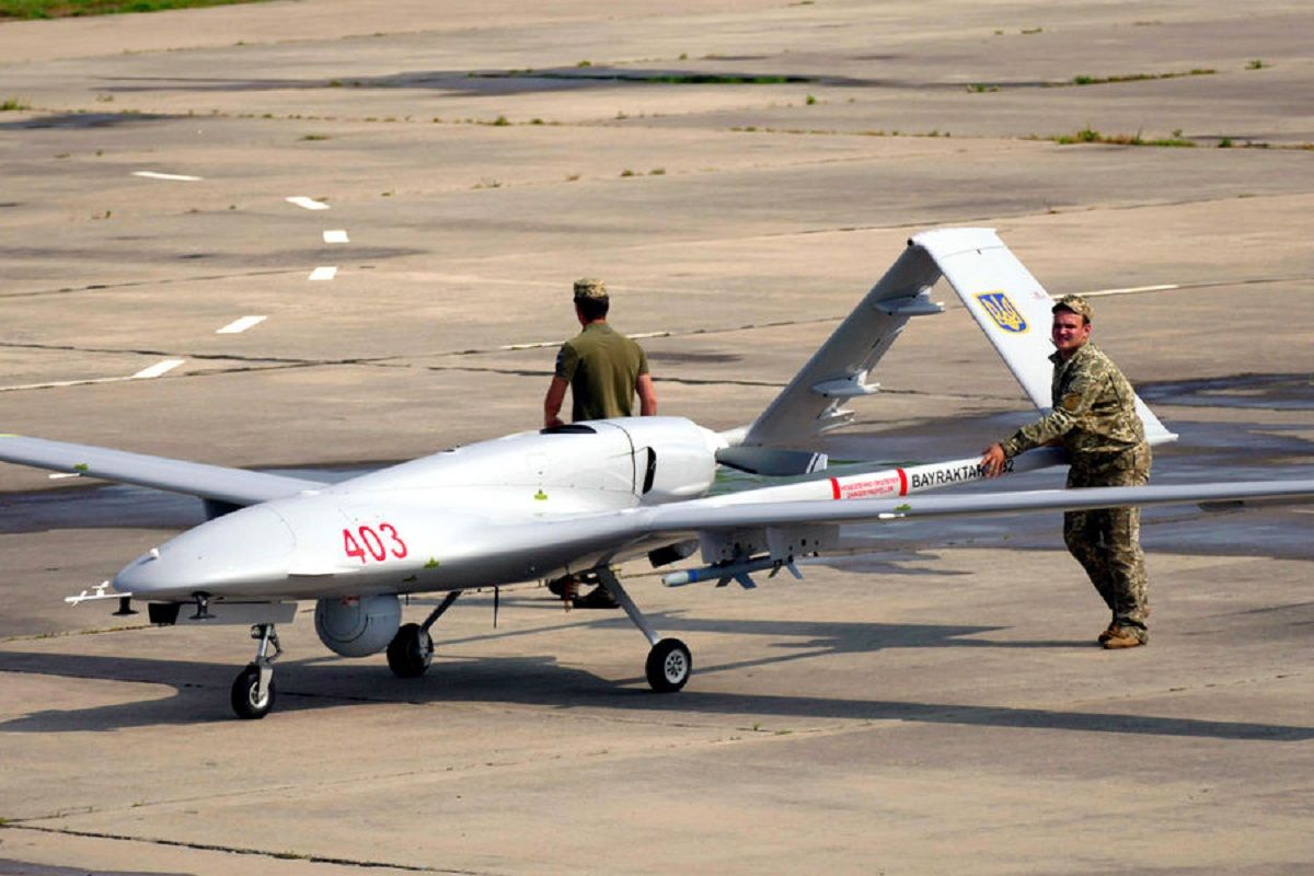 Росія планує використати БПЛА Bayraktar у провокації на Донбасі