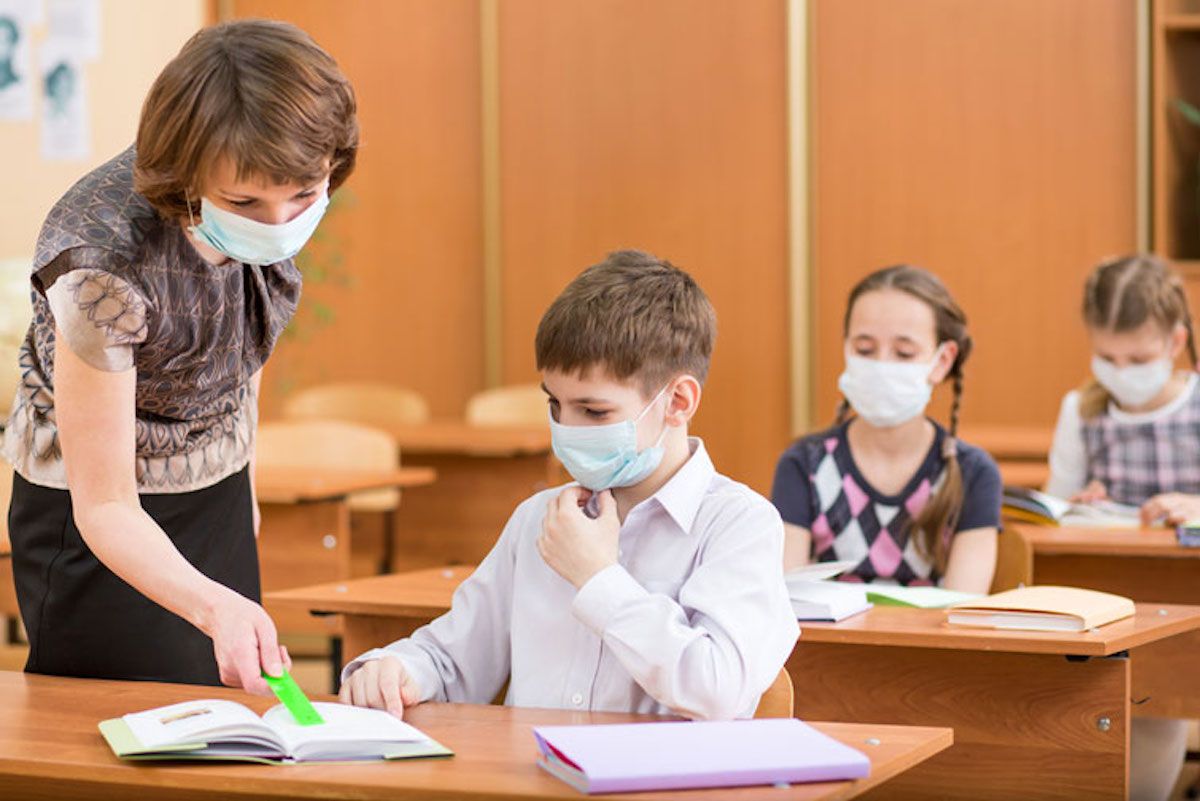 Львівські школярі повернуться до очного навчання з 14 лютого