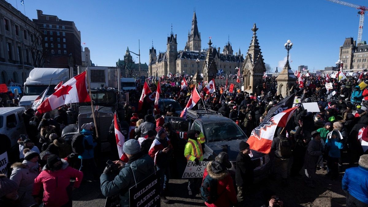 В Оттаві оголосили надзвичайний стан через протести проти вакцинації