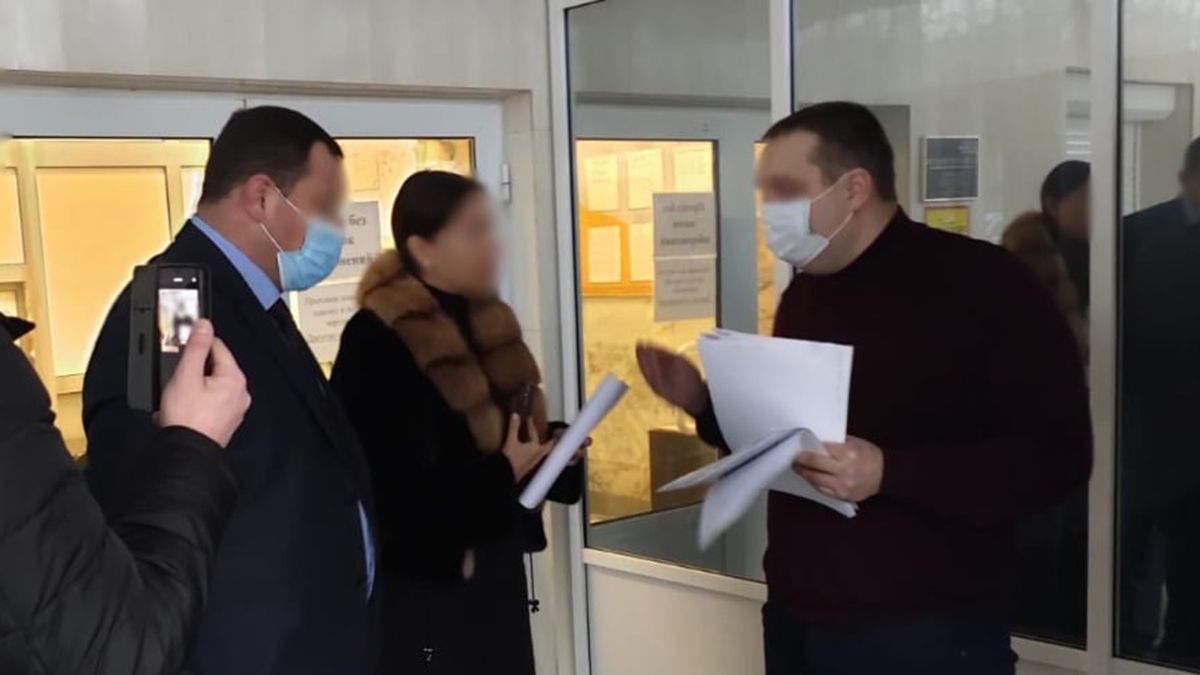 НАБУ затримало викритого на хабарі нардепа Сергія Кузьміних