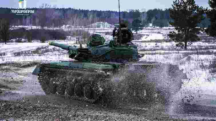 «Укроборонпром» показав фото випробувань модернізованого танка Т-64