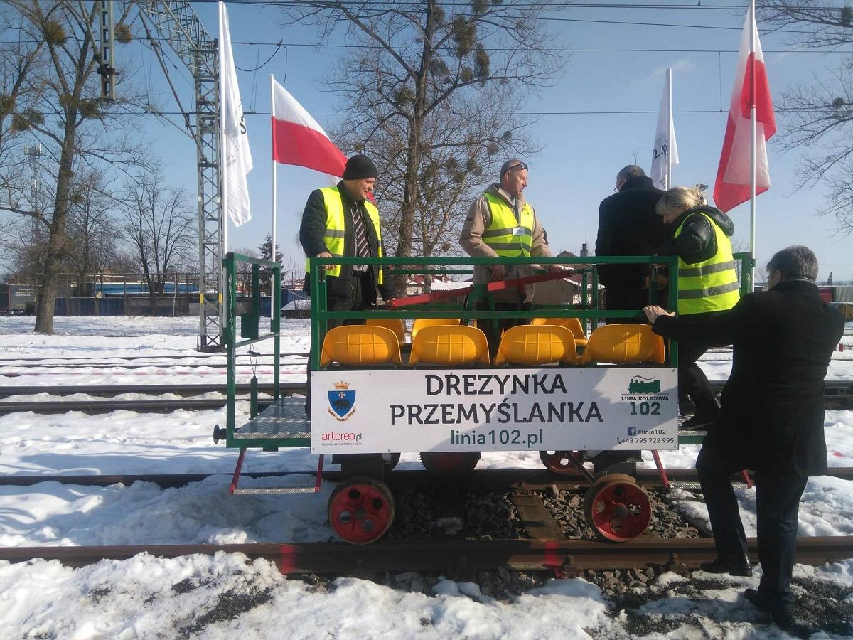 Закинуту колію між Україною і Польщею відновлять до кінця року