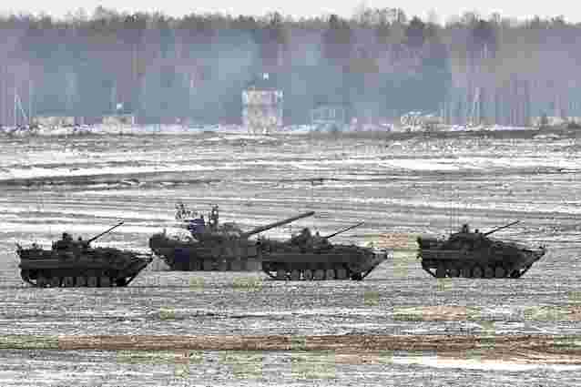 Росія та Білорусь почали військові навчання біля українських кордонів