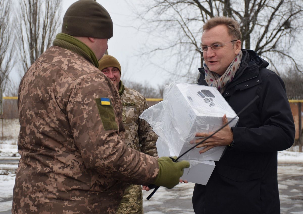Андрій Садовий відвідав бійців Королівської бригади в зоні ООС