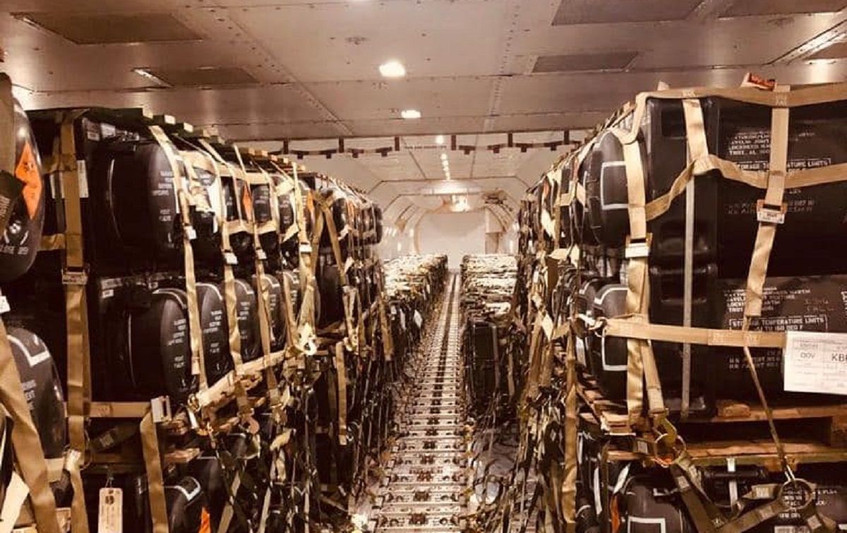 В Україну прибули ще 130 тонн військової допомоги від США