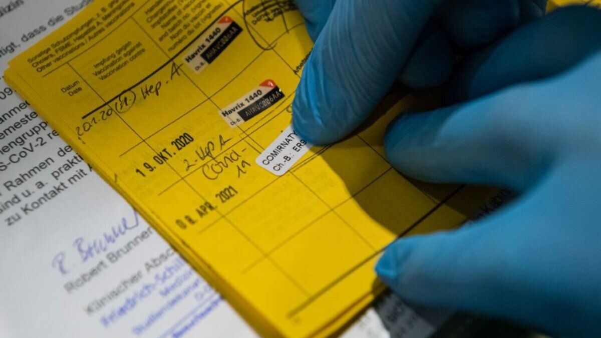 Буковинець заплатить 2,5 тис. грн за саморобний ковід-сертифікат

