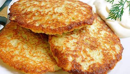 Деруни. Класичний рецепт і варіанти з м'ясом та грибами