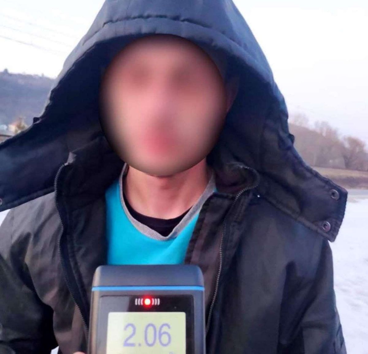 П’яного водія Opel затримали на третій за вечір ДТП в Ужгороді