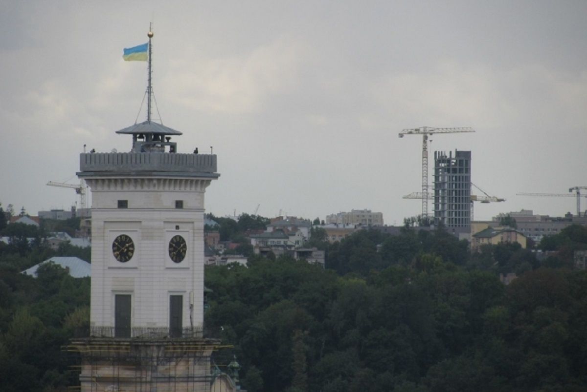 Добудувати (не) можна знести