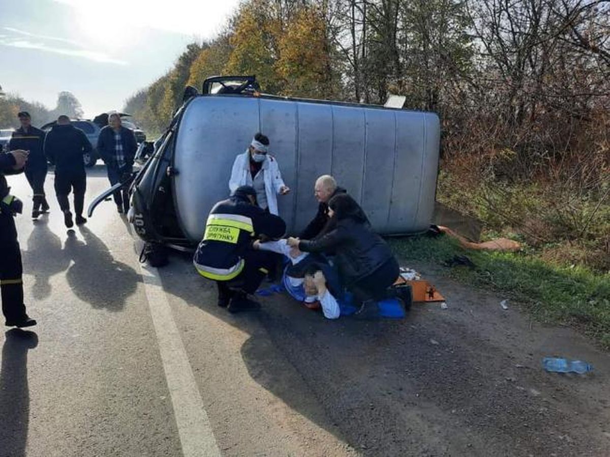 Фельдшер відсудив 700 тис. грн у винуватця ДТП зі «швидкою» біля Рівного