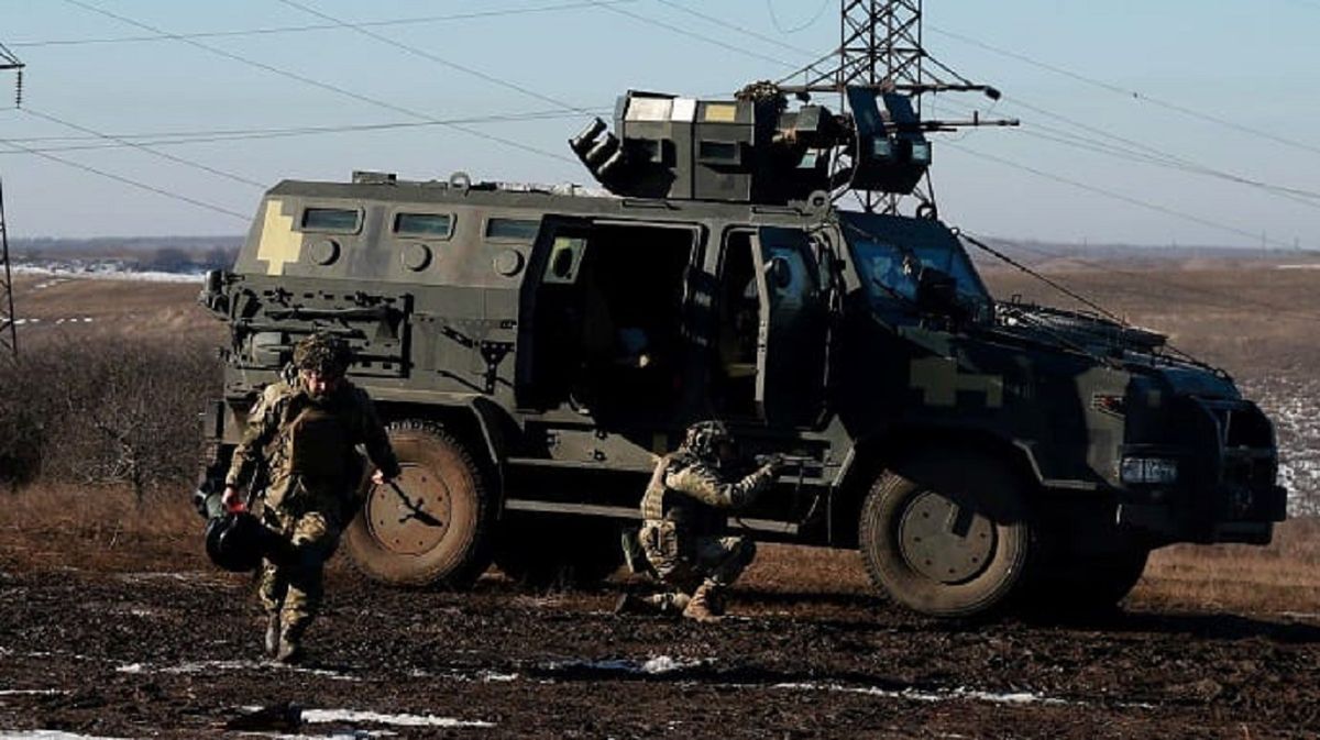 Українські військові випробували на Донбасі протитанкові комплекси NLAW