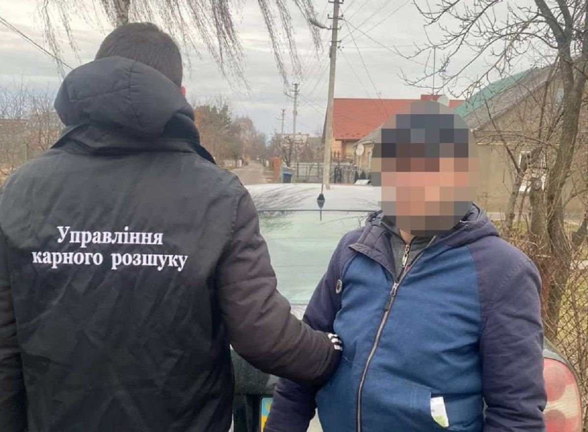Поліція затримала двох мешканців Луцька за пограбування на 1 млн грн