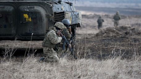 Бойовики 60 разів обстріляли позиції ЗСУ на Донбасі, є поранені