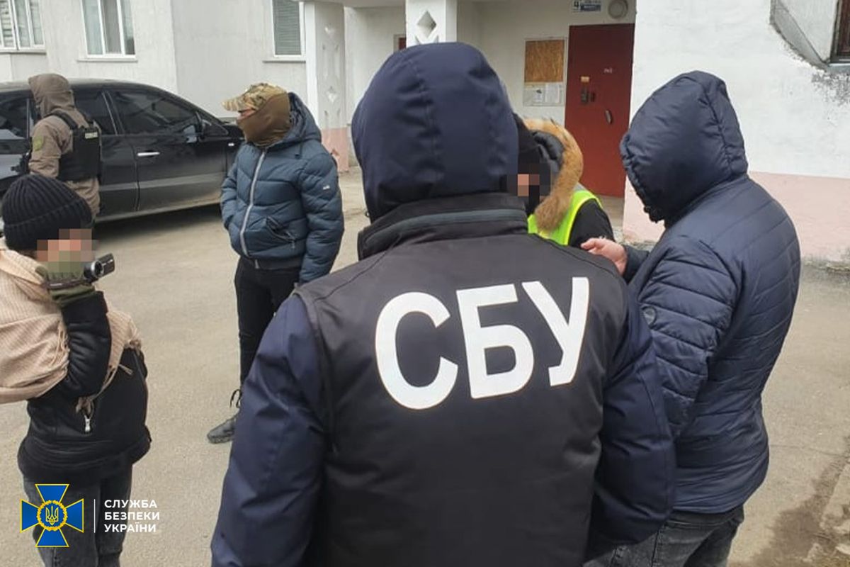 Дві лікарки з Хмельницького заробили майже 7 млн грн на фальшивих Covid-сертифікатах