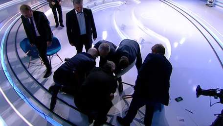 Юрій Бутусов і Нестор Шуфрич жорстко побилися у прямому ефірі