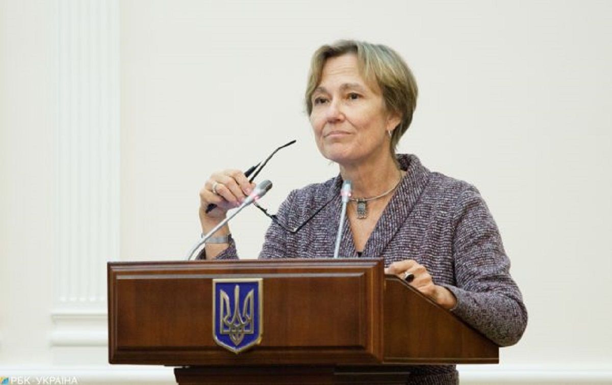 Посолка Німеччини заявила про необов'язковість Будапештського меморандуму