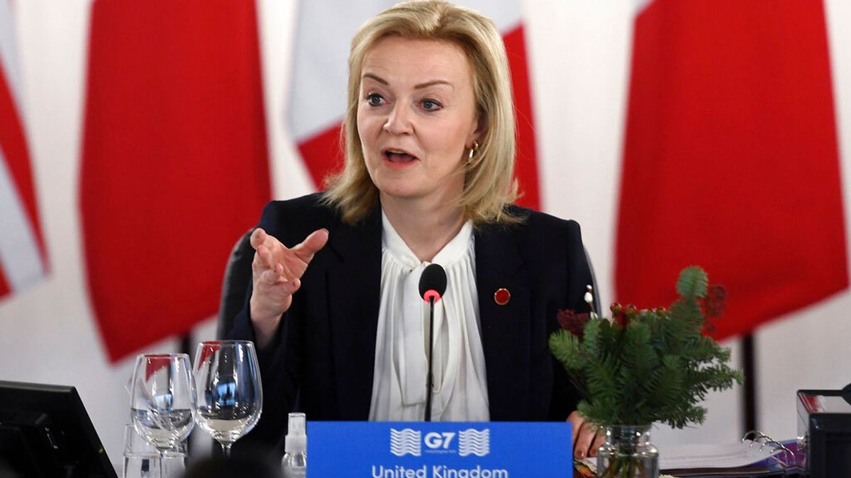 Британська міністерка попередила про наміри Путіна анексувати країни Балтії