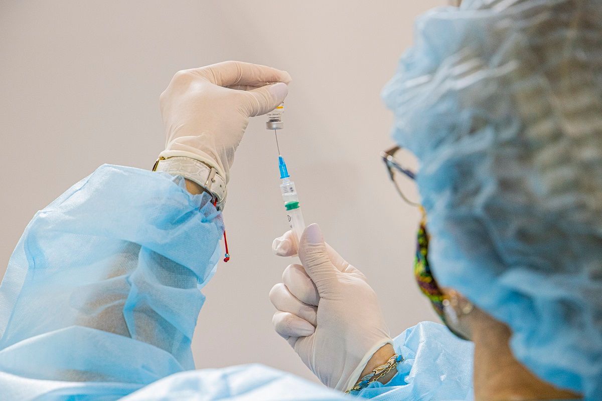 Центри вакцинації оприлюднили графік роботи на останній тиждень лютого