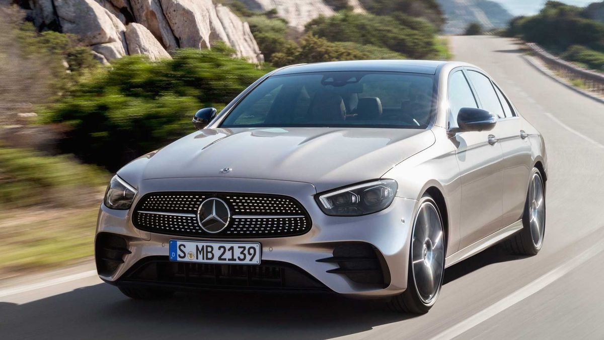 Mercedes-Benz повідомив про зняття з виробництва авто Е-класу