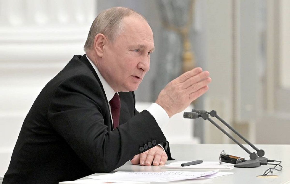 Путін заявив Шольцу і Макрону, що підпише указ про визнання «Л/ДНР»