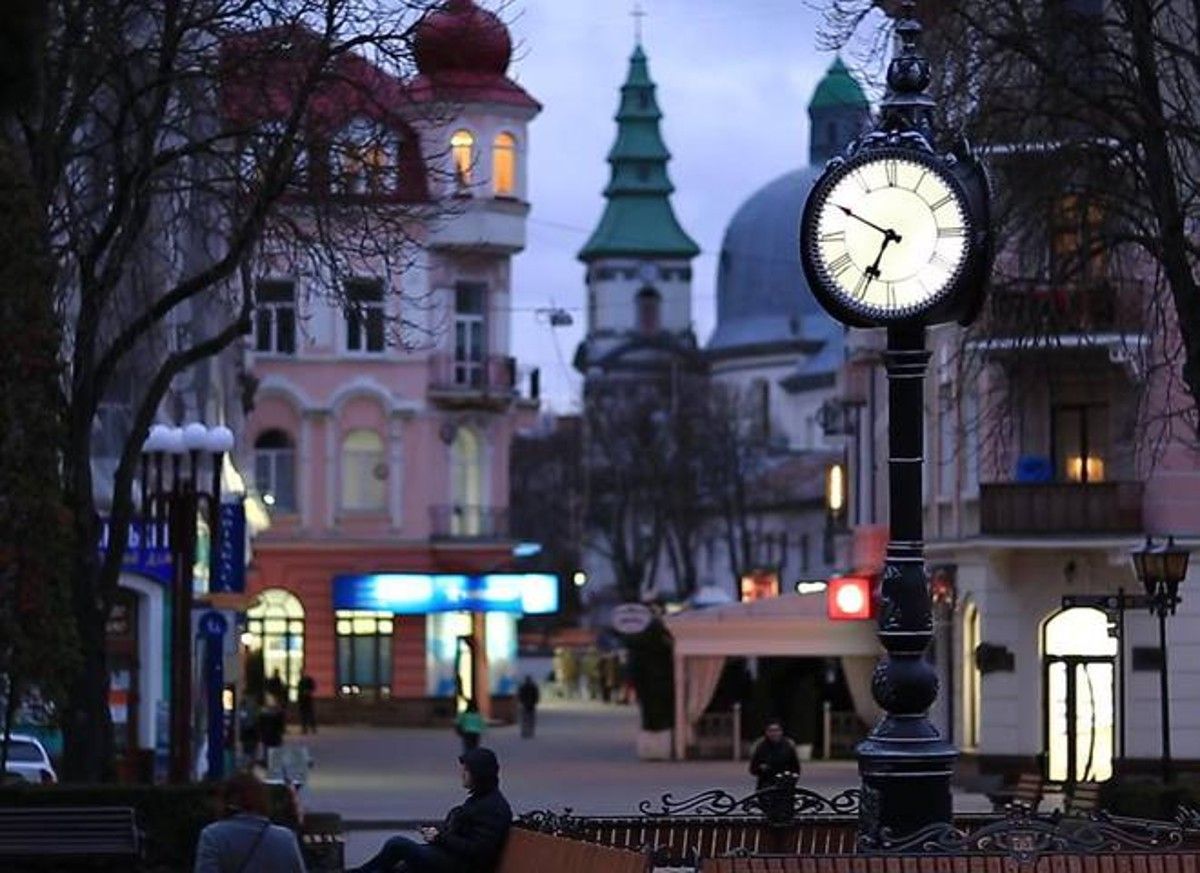 Мер Тернополя закликав мешканців заховатися в укриттях