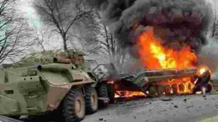 Українці з ПТРК Javelin знищили колону російських танків у Глухові