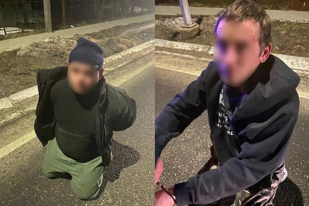 Поліцейські затримали двох закарпатців за вимагання грошей від біженців