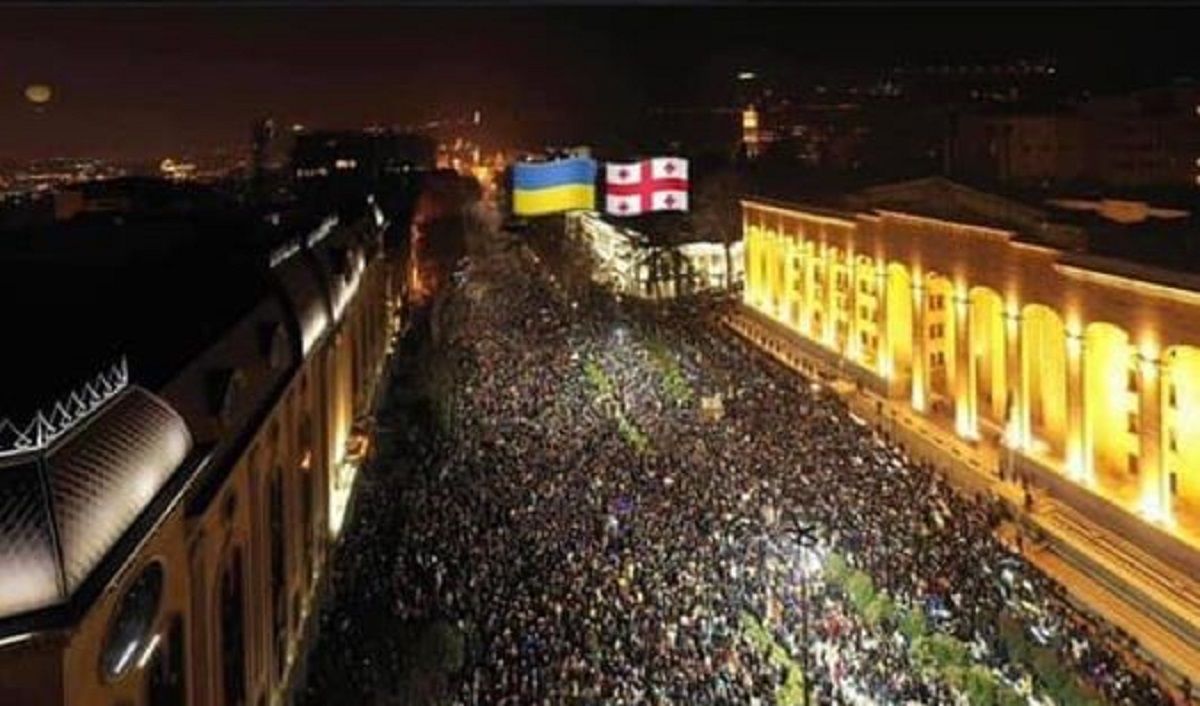 Андрій Садовий закликав світ виходити на демонстрації для підтримки України