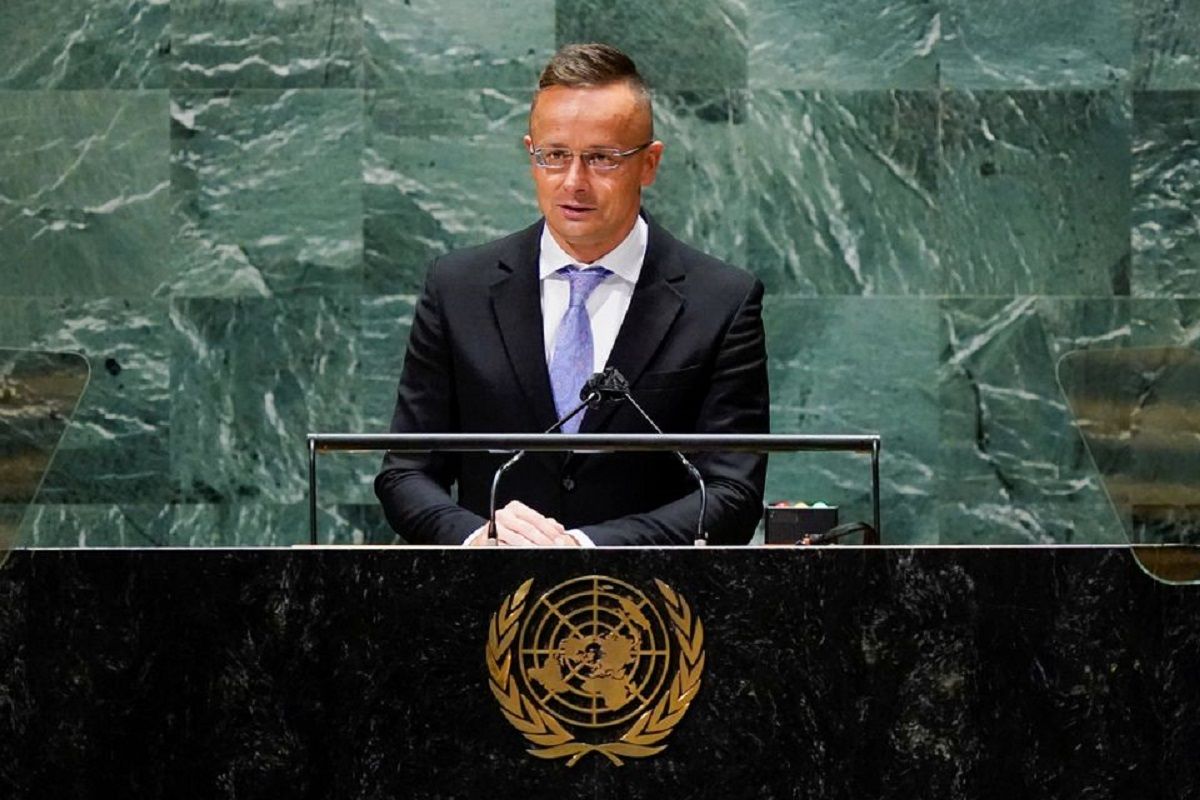 Угорщина не дозволить постачати зброю Україні через свою територію