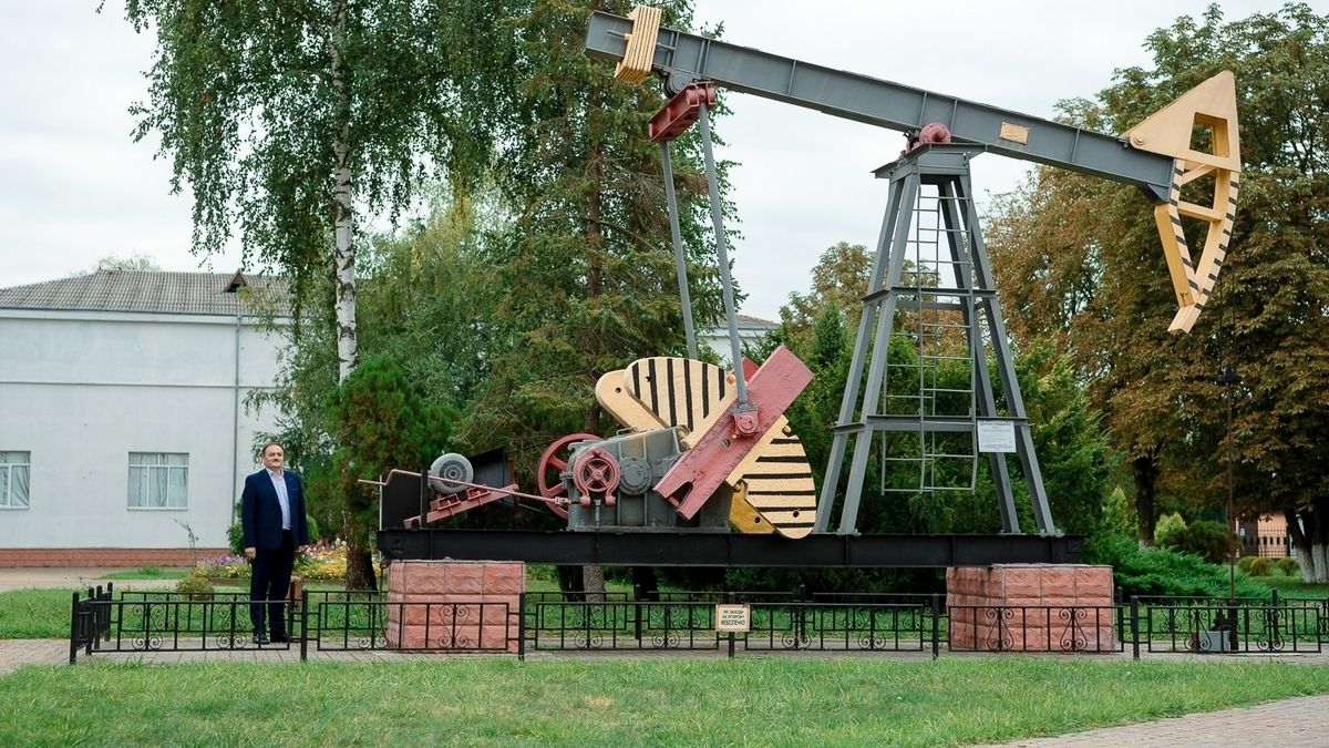 З Івано-Франківського університету відрахують росіян і білорусів, які не підтримують Україну