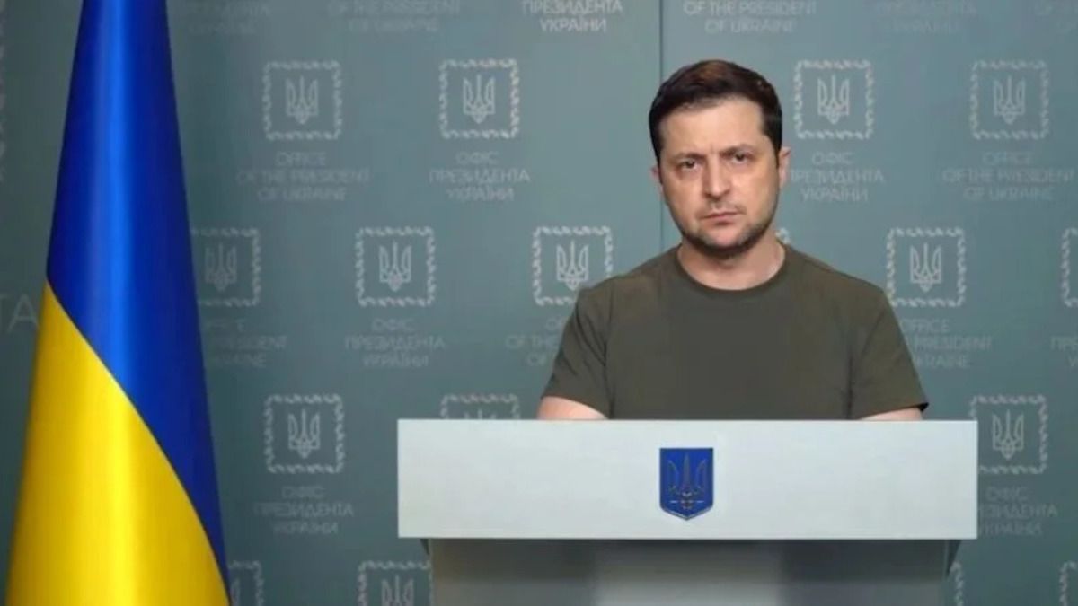 Росіяни спробують запустити фейкове відео Зеленського про капітуляцію