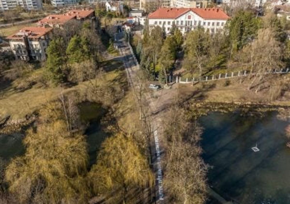 Вулицю до посольства РФ у Вільнюсі перейменували на Героїв України