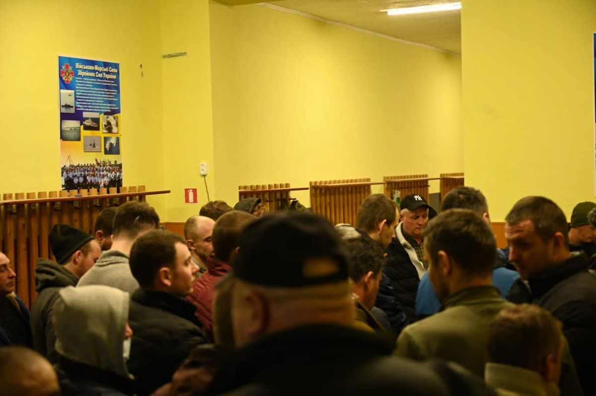 До закарпатських військкоматів звернулося вже близько 5,8 тис. біженців
