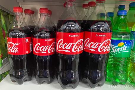 Українські супермаркети знімають із продажу напої бренду Coca-Cola