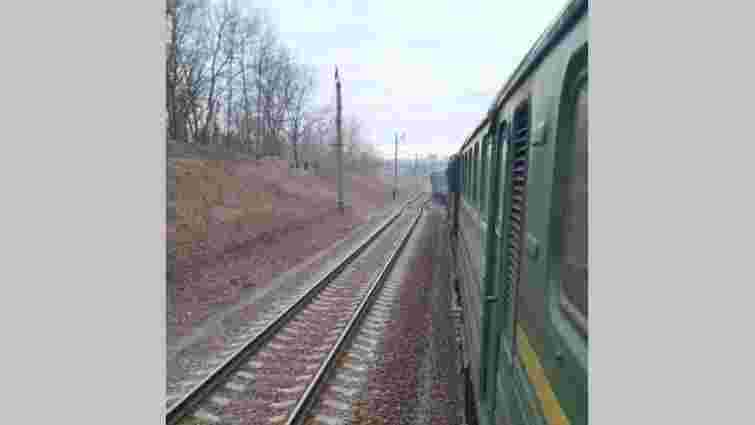 Під час евакуації людей з Ірпеня росіяни підірвали залізничну колію