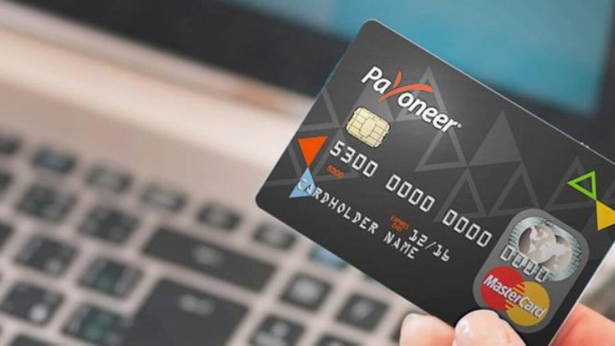Платіжна система Payoneer зупиняє роботу в Росії через війну з Україною
