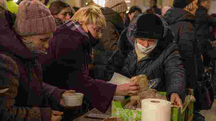 На центральній площі Чернівців розгорнуть польові кухні для біженців