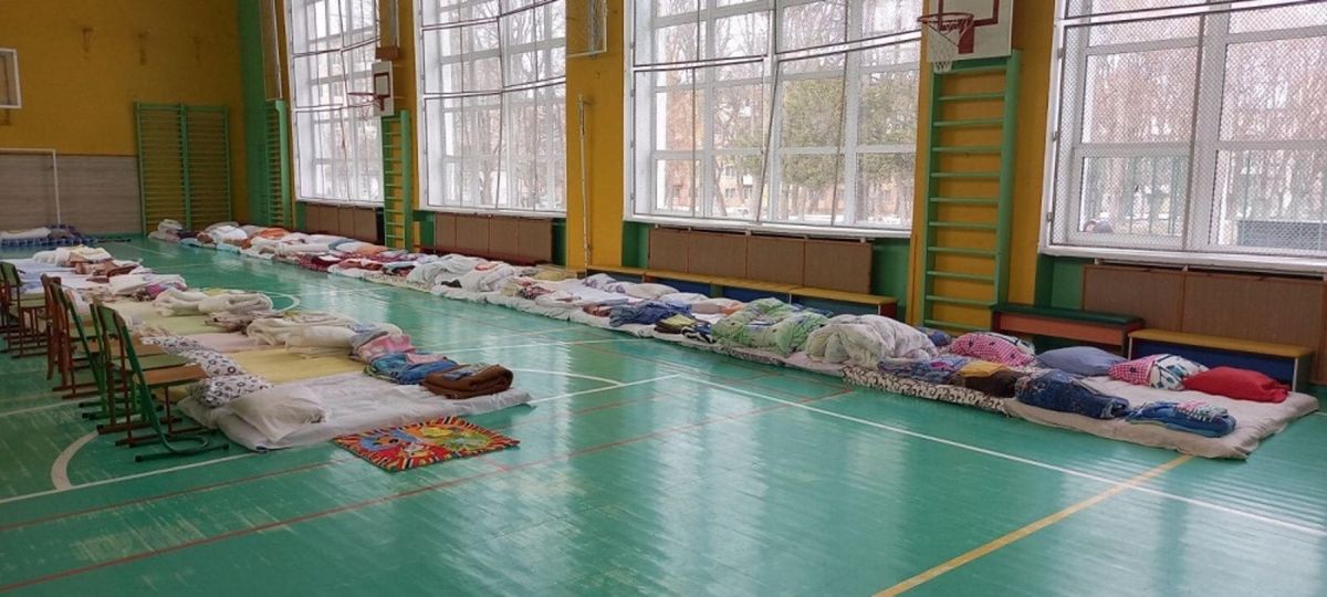Сім шкіл Тернополя переобладнали під центри перебування переселенців