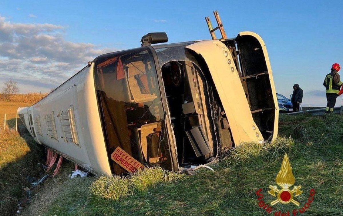 В Італії перекинувся автобус з українцями, є жертви