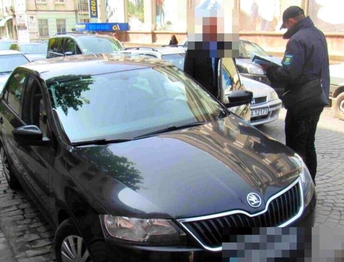 Тернопільська міськрада повертає штрафи за неправильне паркування авто