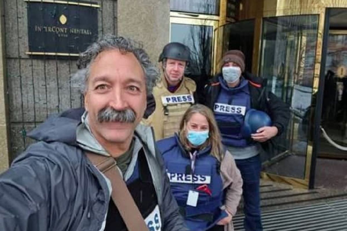 Під Києвом загинули оператор FoxNews і українська журналістка