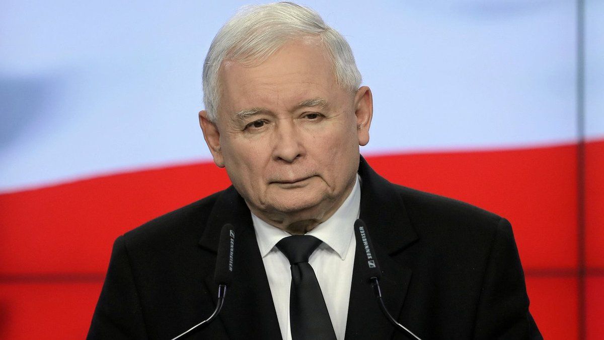НАТО має відправити свою миротворчу місію в Україну, – Ярослав Качинський