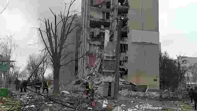 Внаслідок обстрілу гуртожитка в Чернігові загинули троє дітей
