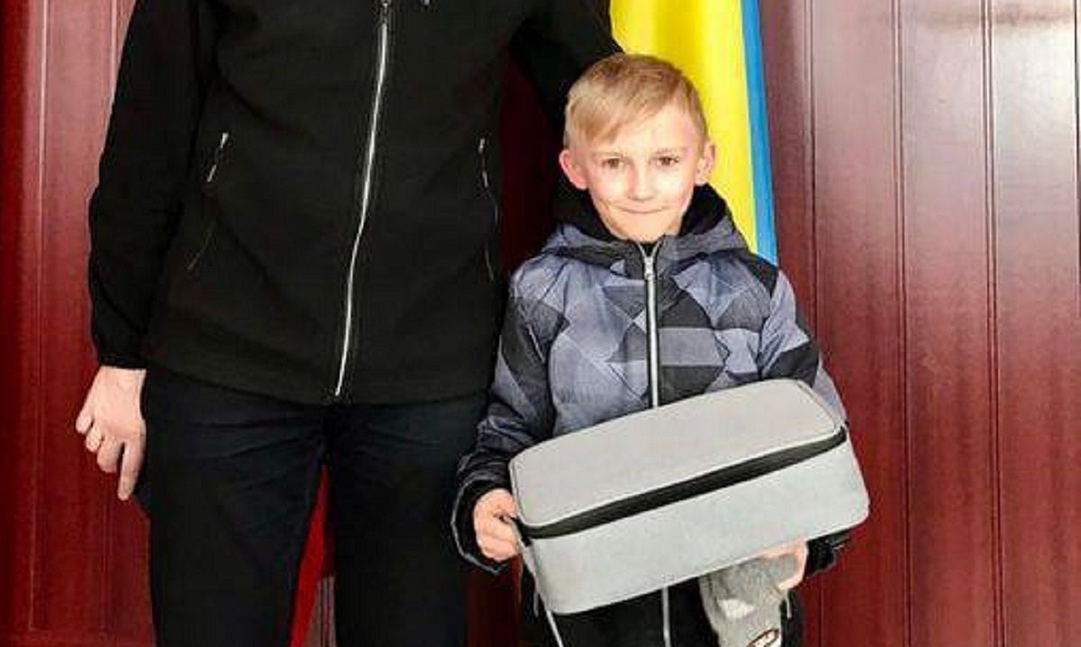 6-річний хлопчик віддав ЗСУ подарований на день народження квадрокоптер